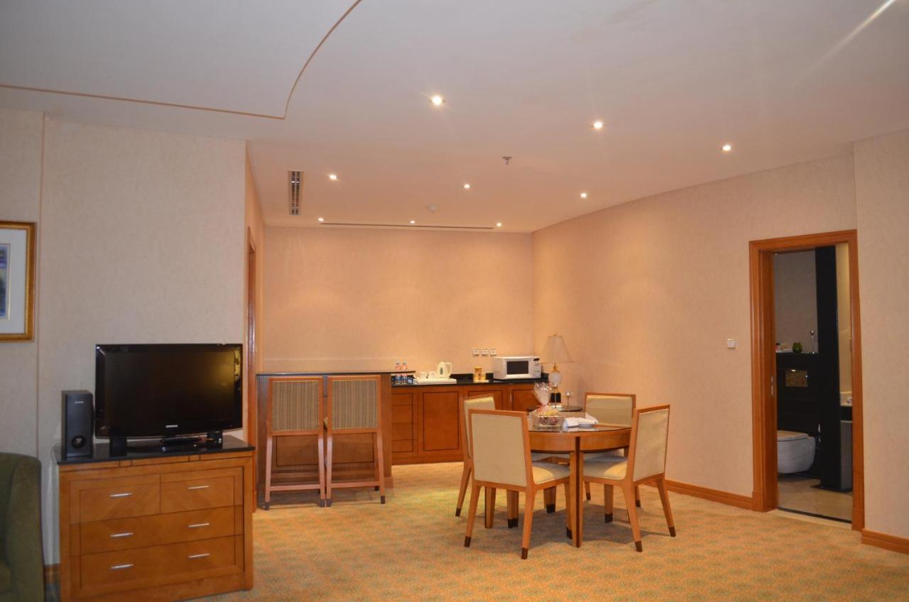 Eastyard Khobar Hotel - Formerly Ramada By Wyndham Khobar Exterior foto