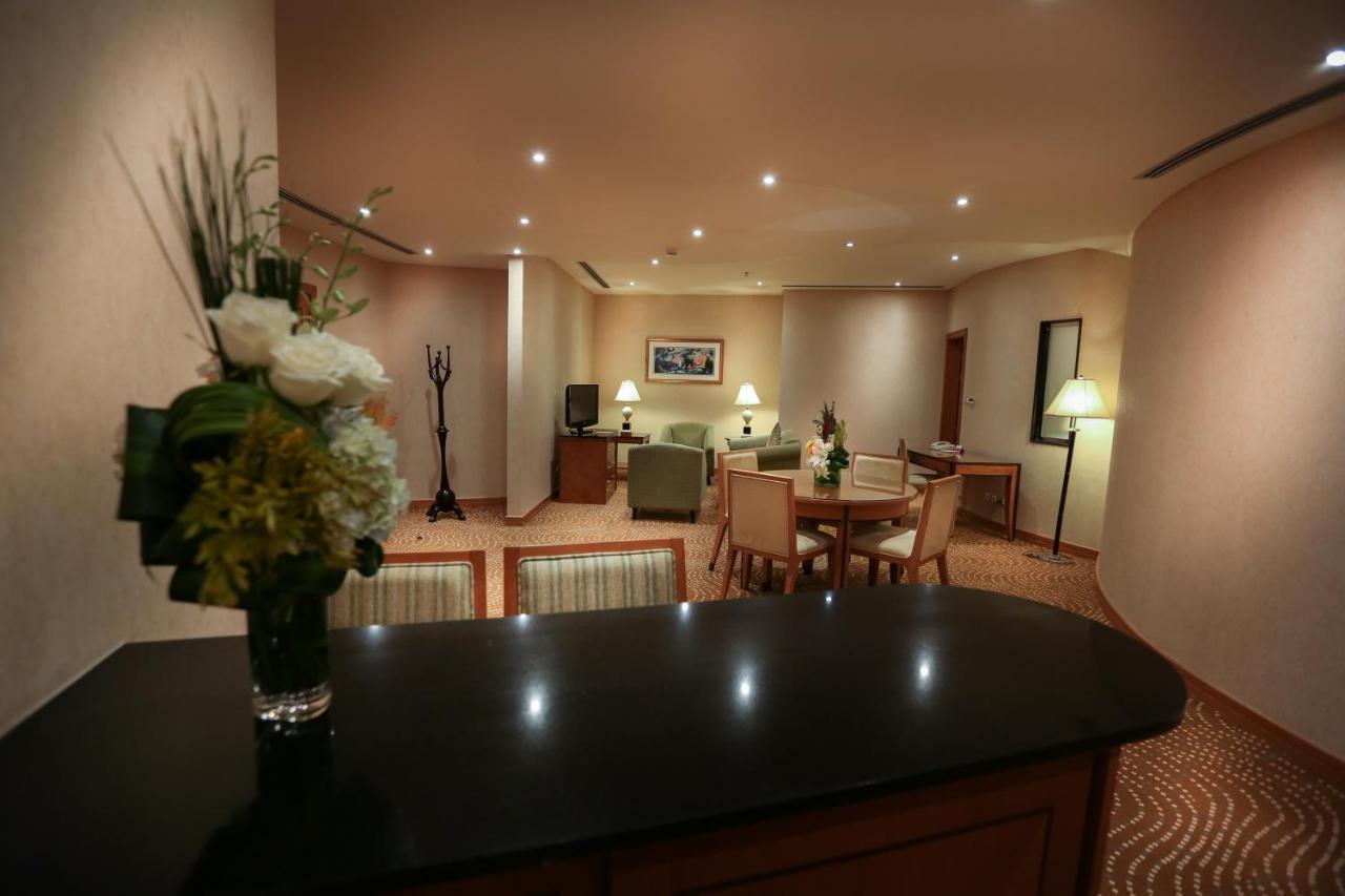 Eastyard Khobar Hotel - Formerly Ramada By Wyndham Khobar Exterior foto